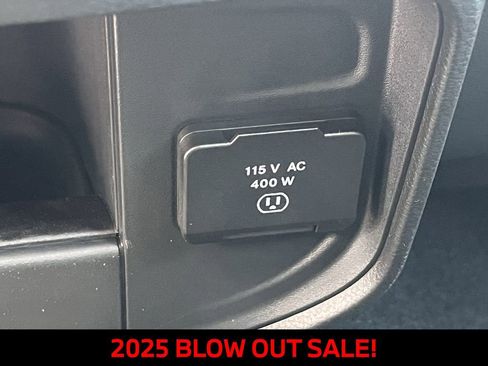New 2025 RAM 2500 Tradesman AWD/4WD image 19