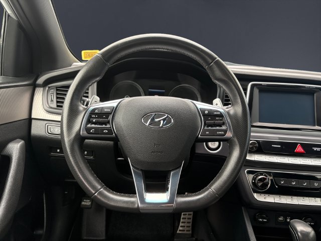 Used 2018 Hyundai Sonata Sport FWD image 12
