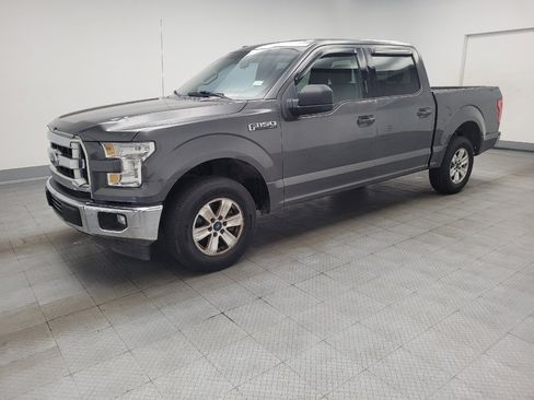 Used 2017 Ford F150 XLT RWD image 2