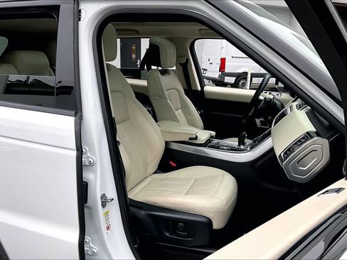 Used 2021 Land Rover Range Rover Sport HSE Silver Edition image 8