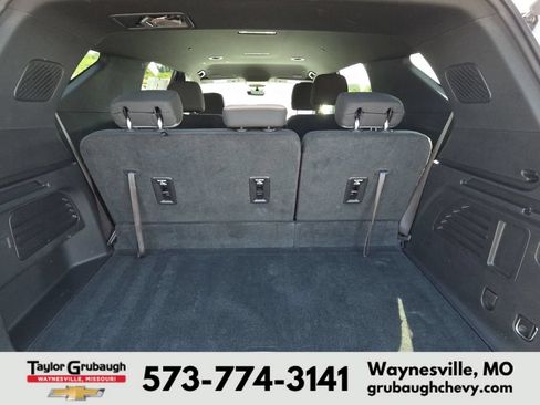 Used 2026 Chevrolet Traverse LT w/ Driver Confidence Package FWD image 33