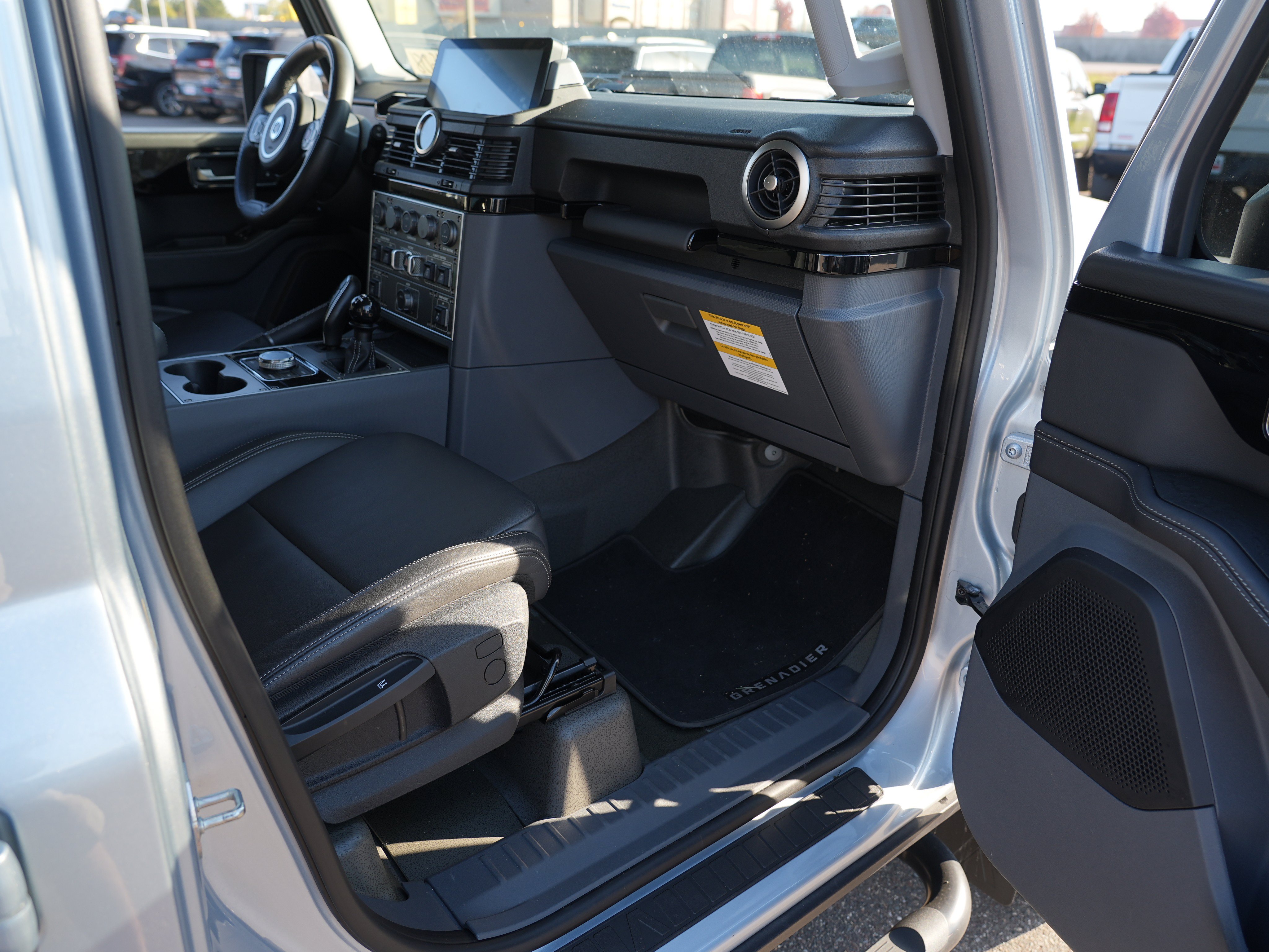 Used 2025 INEOS Grenadier Station Wagon AWD/4WD image 27