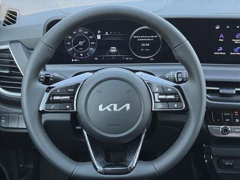 New 2026 Kia Seltos SX w/ SX Sunroof Package AWD/4WD image 16