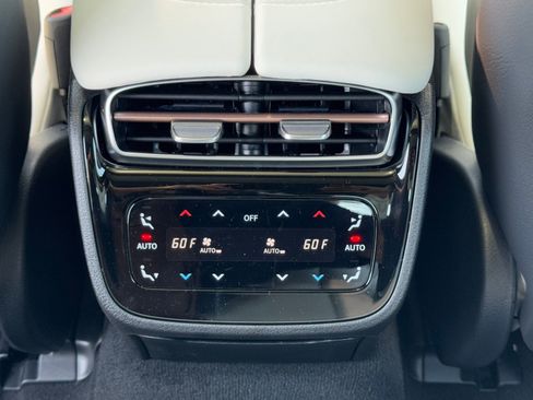 New 2025 Mercedes-Benz EQS AMG 4MATIC image 34