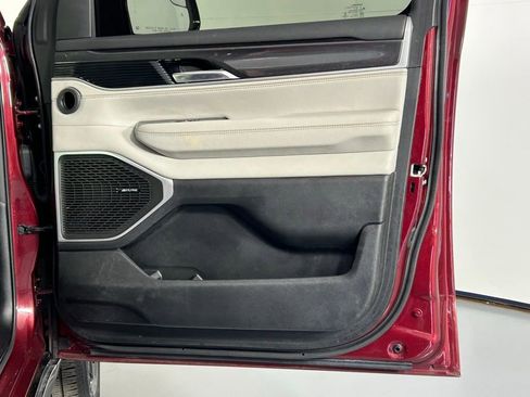 Used 2022 Jeep Wagoneer Series I w/ Convenience Group I AWD/4WD image 9