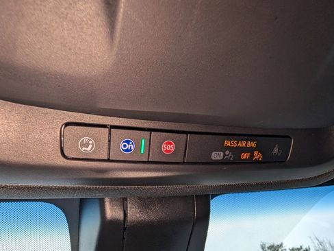 Used 2021 Chevrolet Tahoe LT w/ Luxury Package AWD/4WD image 36