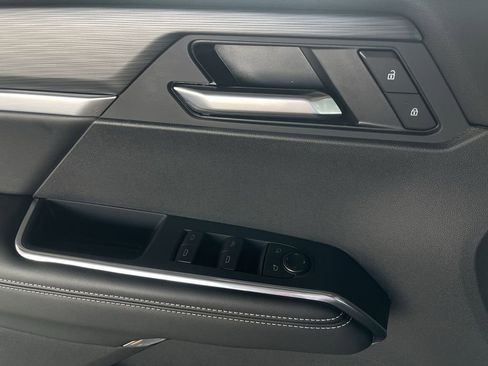 New 2026 GMC Acadia Elevation w/ Elevation Premium Package FWD image 23