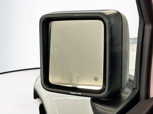 Used 2021 Jeep Wrangler Sahara image 16