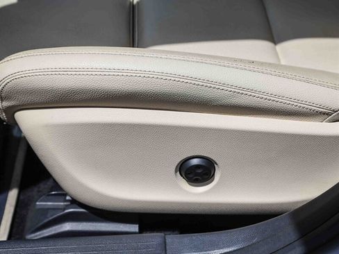 Used 2018 Mercedes-Benz CLA 250 image 25