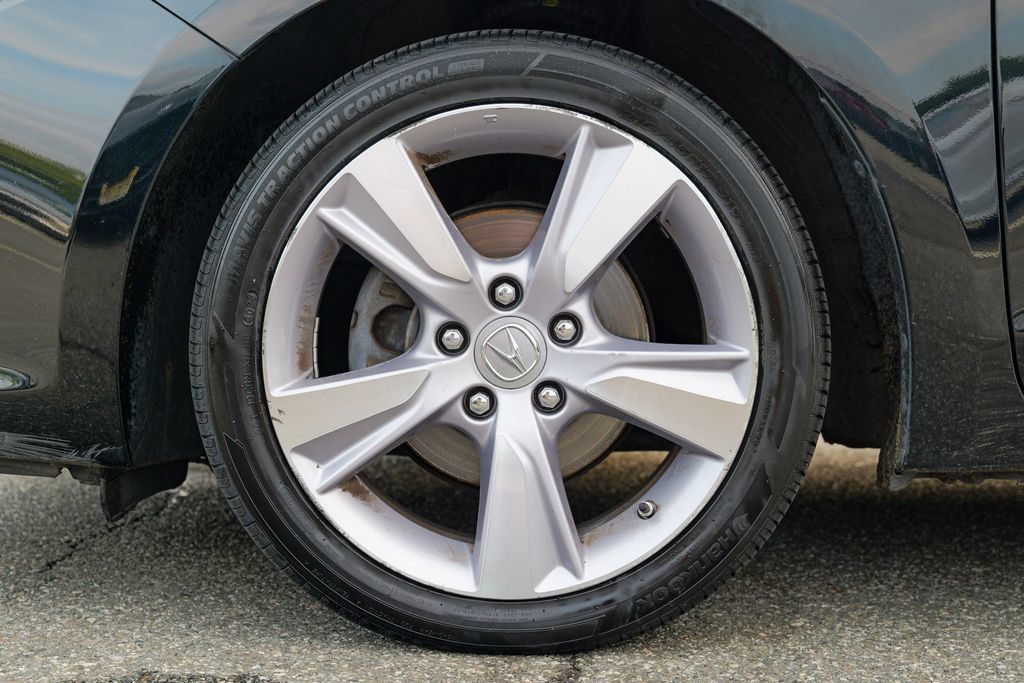 Used 2015 Acura ILX w/ Premium Package FWD image 15