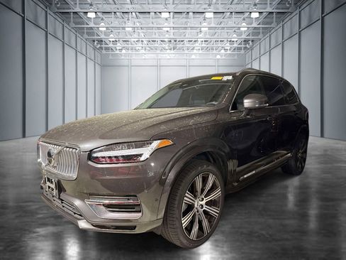 Used 2024 Volvo XC90 T8 Ultimate AWD/4WD image 1