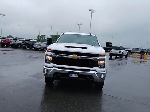 Certified 2025 Chevrolet Silverado 2500 LT w/ Convenience Package AWD/4WD image 3