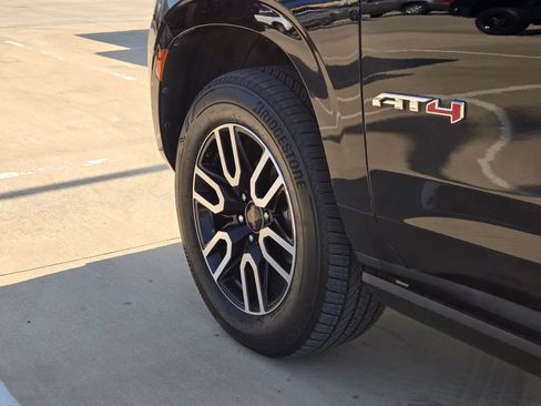 Used 2024 GMC Yukon AT4 w/ AT4 Premium Plus Package AWD/4WD image 21