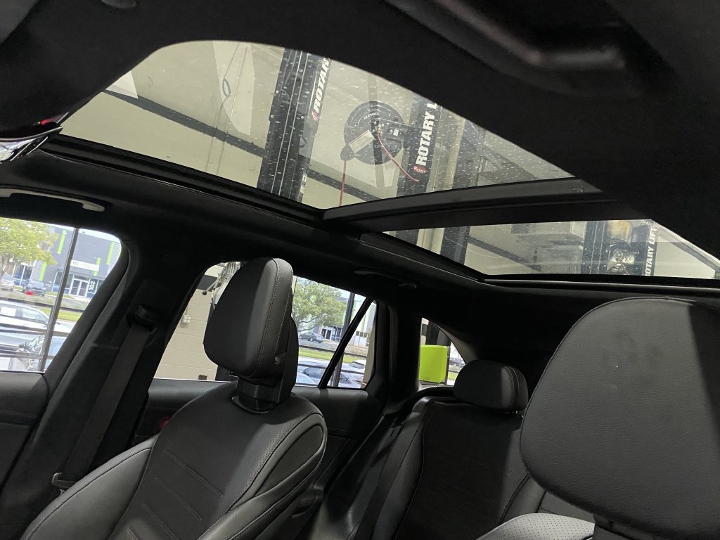 Used 2023 Mercedes-Benz GLC 300 image 19