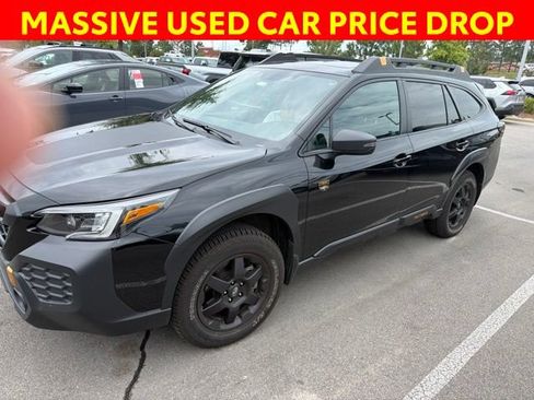 Used 2025 Subaru Outback Wilderness AWD/4WD image 3