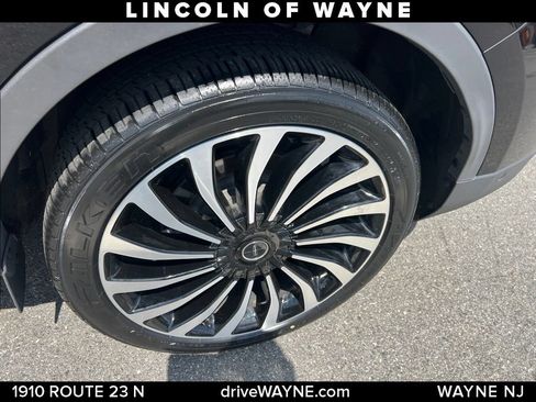 Certified 2023 Lincoln Nautilus Black Label w/ Cargo Utility Package AWD/4WD image 15