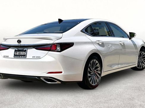 Used 2024 Lexus ES 350 Ultra Luxury w/ Accessory Package (Z2) FWD image 2