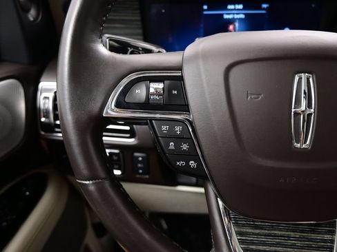 Used 2023 Lincoln Navigator L Black Label AWD/4WD image 19