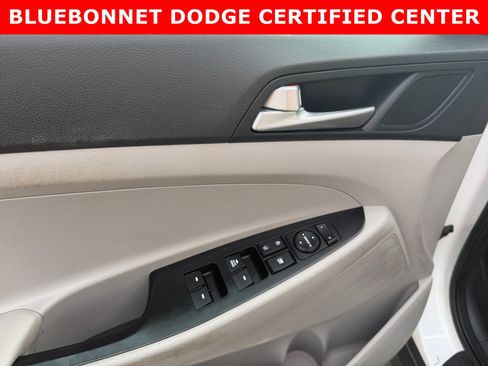 Used 2021 Hyundai Tucson SE FWD image 10