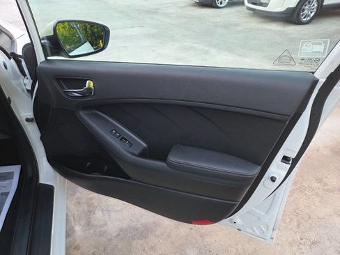Used 2016 Kia Forte LX w/ LX Popular Package FWD image 16