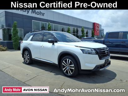 Certified 2025 Nissan Pathfinder Platinum w/ Black Appearance Package