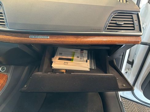 Used 2023 Audi Q5 2.0T Premium Plus image 31