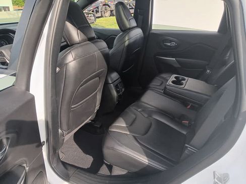Used 2021 Jeep Cherokee High Altitude AWD/4WD image 16