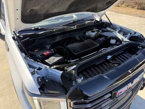 Used 2024 GMC Sierra 1500 AT4X image 35