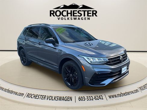 Used 2022 Volkswagen Tiguan SE R-Line image 12