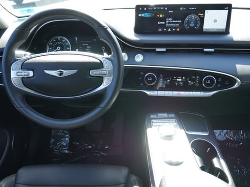 Used 2023 Genesis GV70 2.5T w/ Select Package AWD/4WD image 17