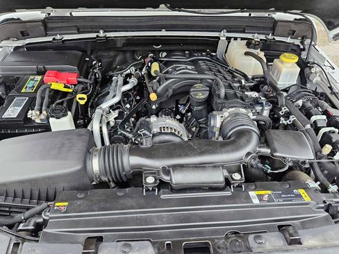 Used 2023 Jeep Gladiator Overland image 31