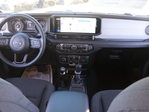 New 2026 Jeep Gladiator Sport AWD/4WD image 16