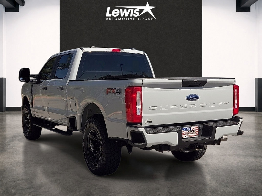 Used 2026 Ford F250 XL w/ STX Appearance Package AWD/4WD image 3
