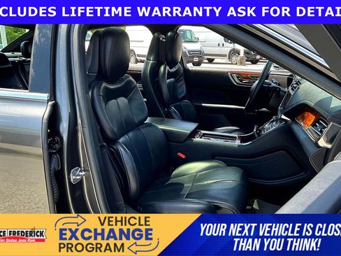 Used 2017 Lincoln Continental Reserve w/ Climate Package AWD/4WD image 7