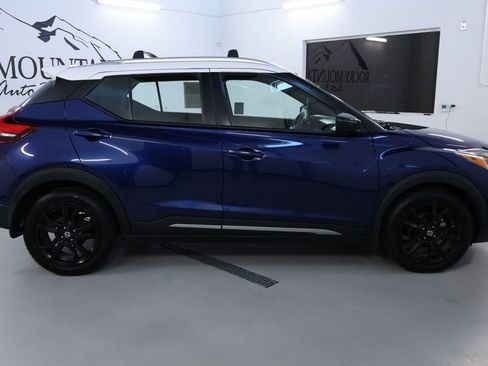 Used 2020 Nissan Kicks SR w/ Exterior Package image 8