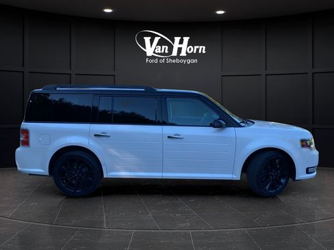 Used 2018 Ford Flex Limited w/ Equipment Group 301A AWD/4WD image 8