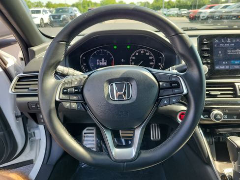 Used 2022 Honda Accord Sport image 21