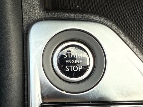 New 2025 Nissan Sentra SR w/ SR Premium Package image 30