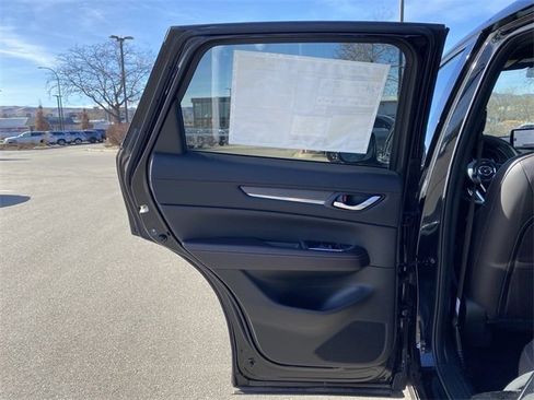 New 2025 MAZDA CX-5 Signature image 26