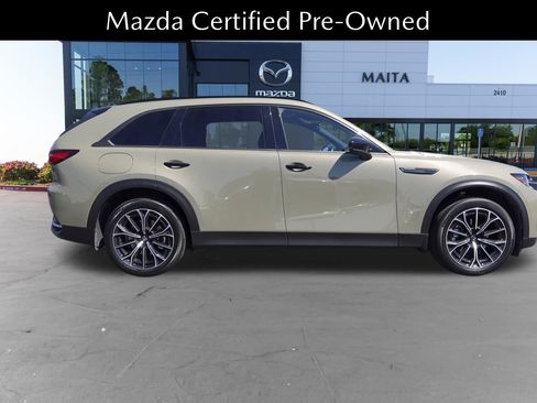 Used 2025 MAZDA CX-70 Plug-In Hybrid w/ Premium Plus AWD/4WD image 2