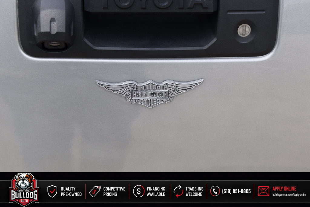 Used 2015 Toyota Tundra SR5 w/ TRD Off Road Package AWD/4WD image 8