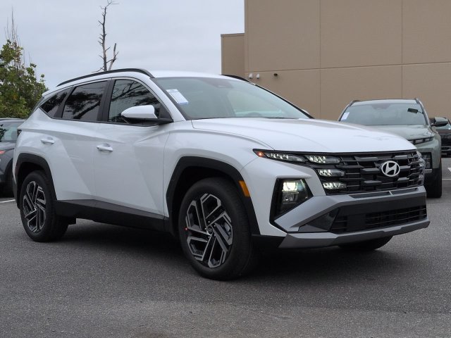 New 2026 Hyundai Tucson SEL Plus FWD image 3