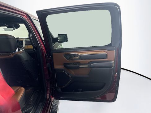 Used 2023 RAM 1500 Limited AWD/4WD image 30
