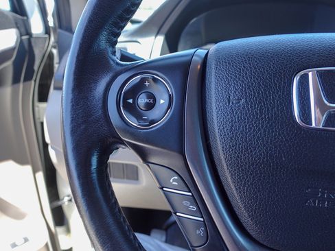 Used 2017 Honda Ridgeline RTL image 17