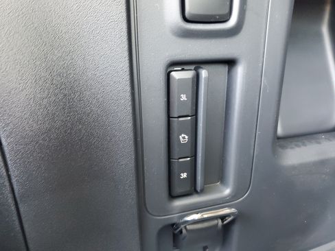 New 2026 Lincoln Navigator L Black Label AWD/4WD image 34