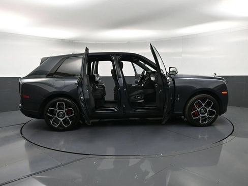 Certified 2024 Rolls-Royce Cullinan Black Badge AWD/4WD image 41