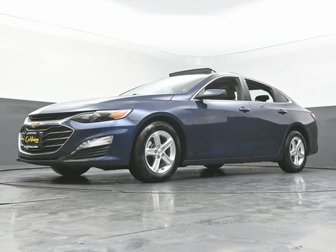 Used 2022 Chevrolet Malibu LT image 52