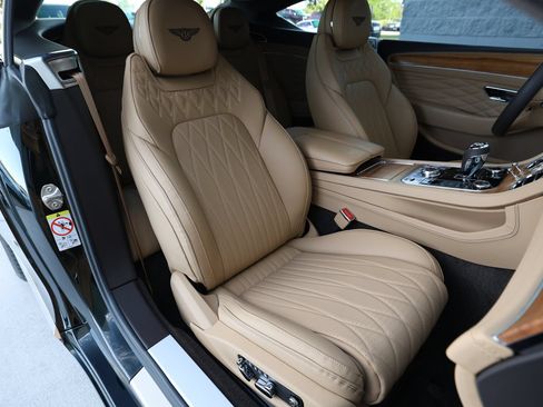 Certified 2024 Bentley Continental GT Azure AWD/4WD image 33