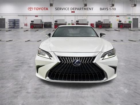 Used 2022 Lexus ES 300h w/ Premium Package FWD image 8