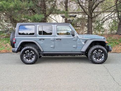 Certified 2025 Jeep Wrangler Unlimited Rubicon 4xe w/ Convenience Group AWD/4WD image 4